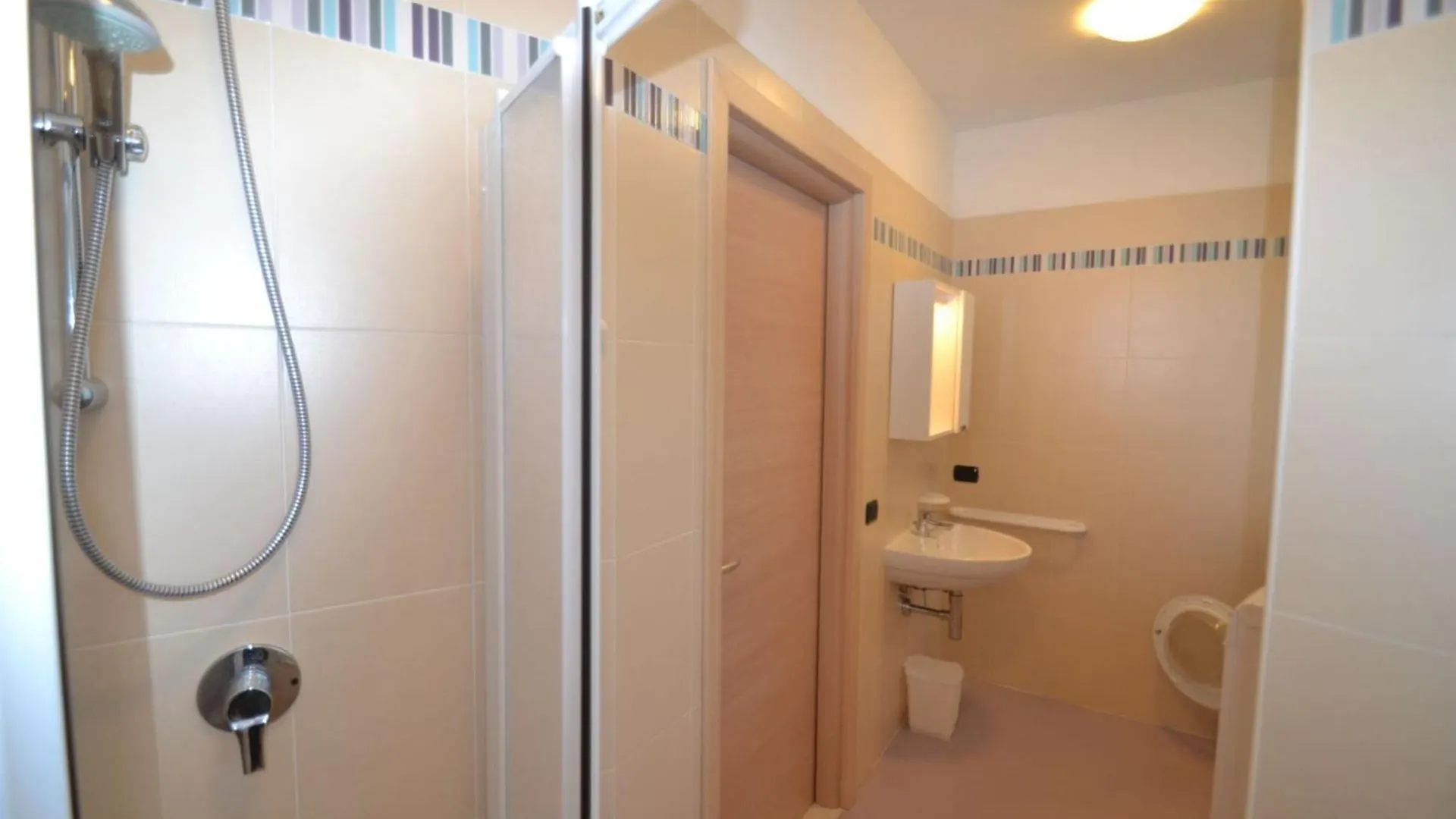 Modern Flat Near Center And Beach - Beahost Rosolina Mare 0*,