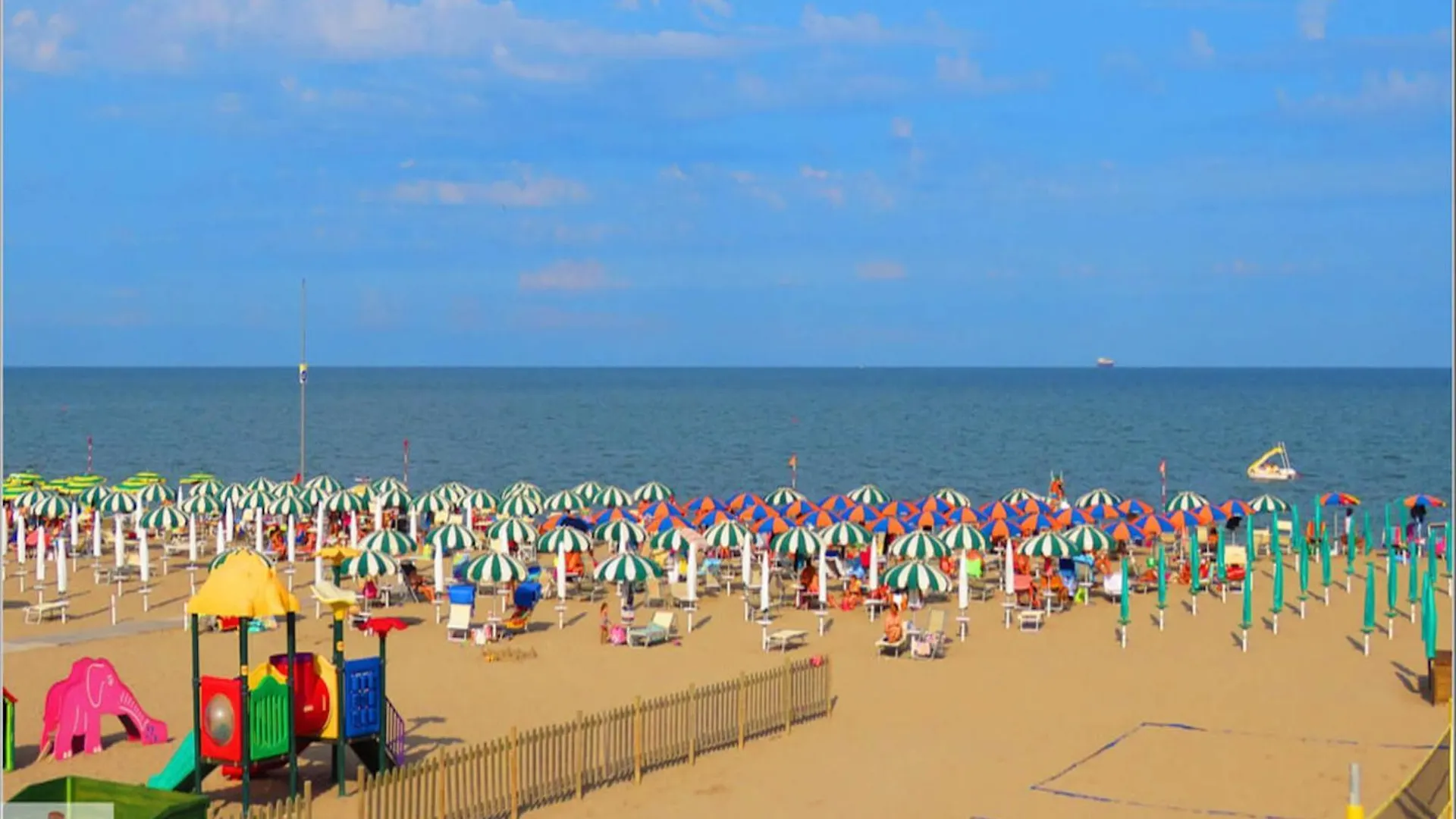 Modern Flat Near Center And Beach - Beahost Rosolina Mare 0*,  Italien